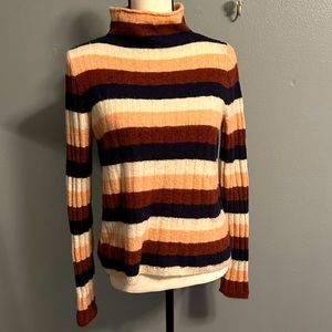 Madewell warm and cozy striped sweater. Size Medium.